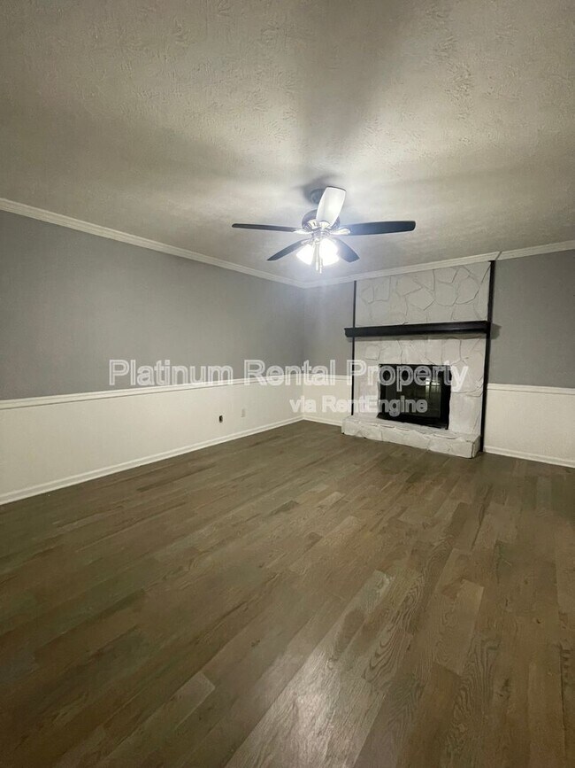 Building Photo - 3757 Peachtree Corners Cir