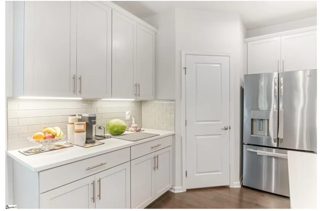 Building Photo - 500 Briar Oaks Ln