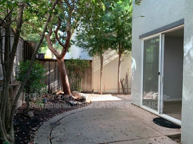 Building Photo - 140 Vento Ct