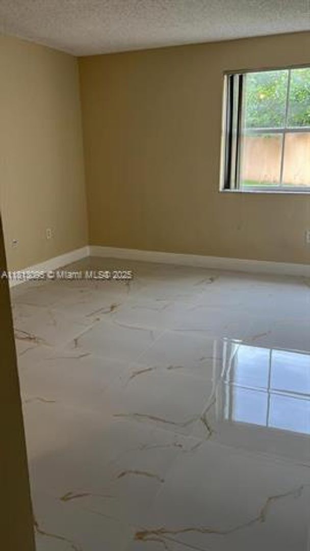 Building Photo - 6284 NW 186th St