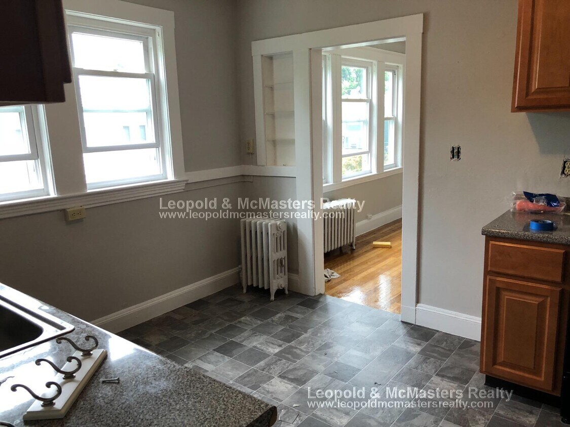 Building Photo - 65 Tremont St