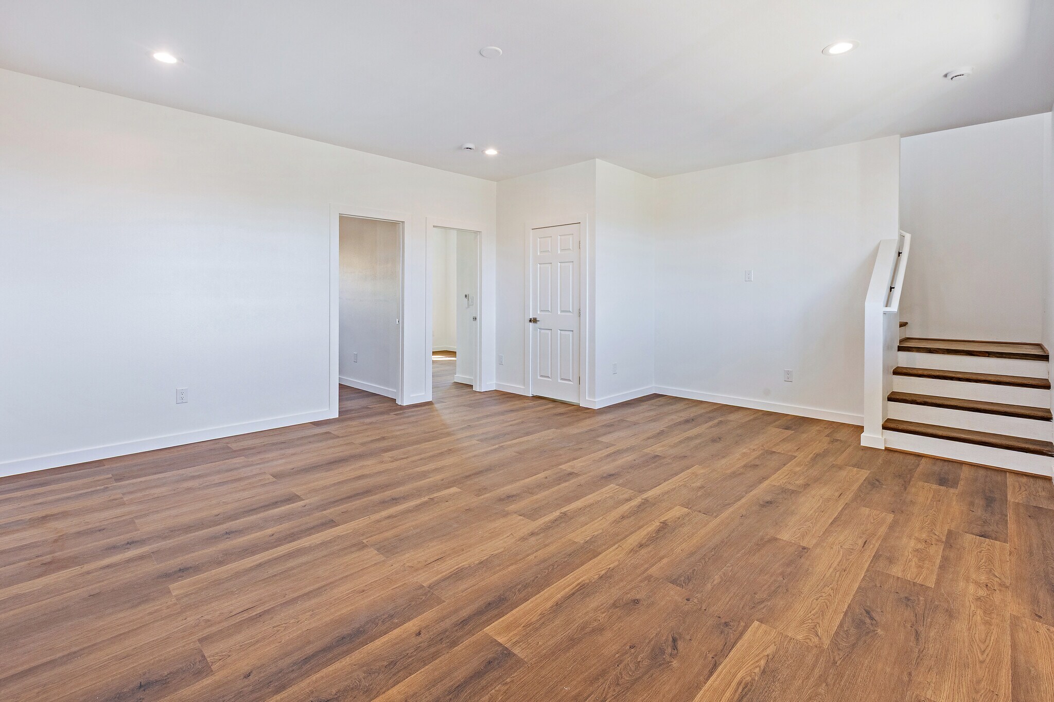 Downstairs Living area - 536 Lahainaluna Rd