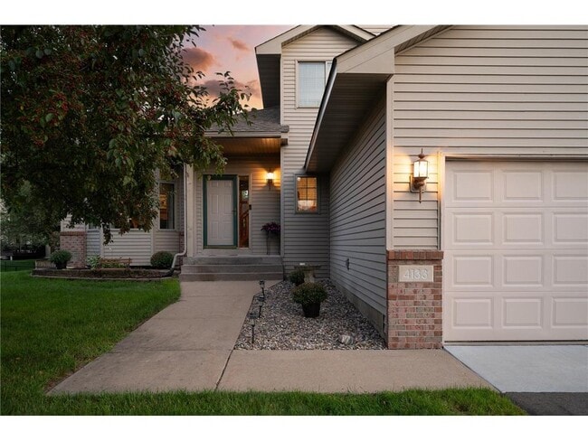 Building Photo - 4133 Sunset Trail N