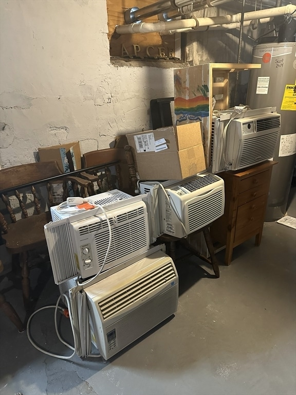 Building Photo - 33 Amsden St