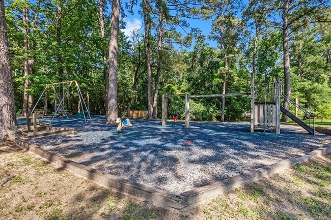 Building Photo - 41 Harbour Row Dr