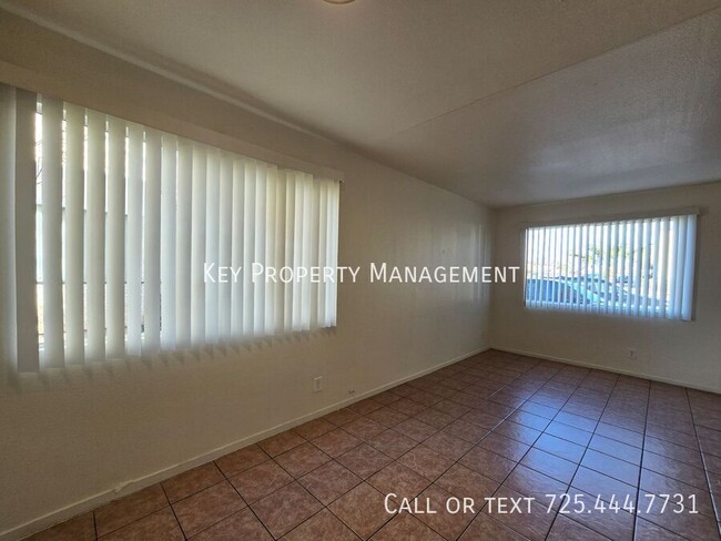 Building Photo - 2 BEDROOM 1 BATH CONDO IN LAS VEGAS NEAR S...