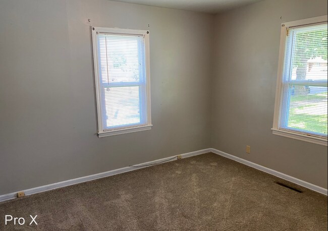 Building Photo - 2 br, 1 bath House - 902 N Grand St