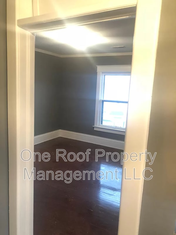 Building Photo - 2635 Victor St