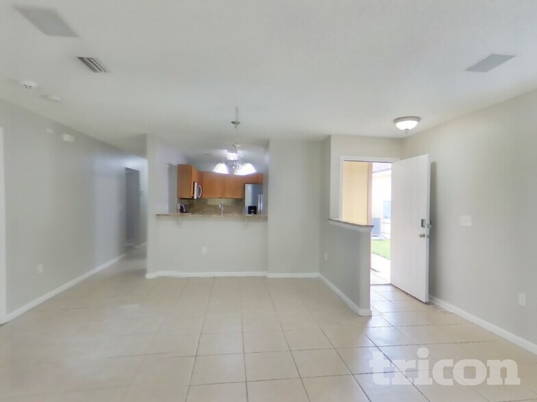 Building Photo - 7944 Cherry Blossom Dr S