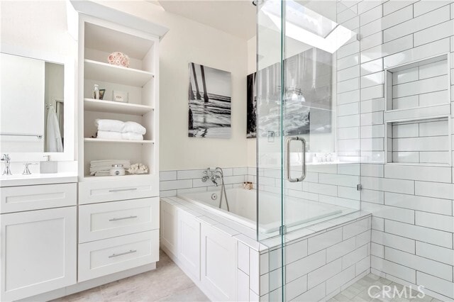 Building Photo - 24901 Seagate Dr