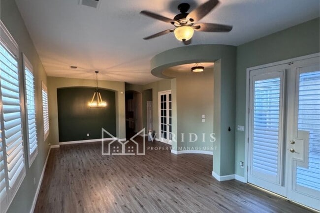 Building Photo - 9303 Via Lugano