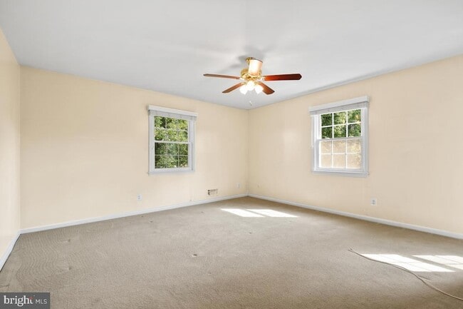 Building Photo - 12027 Devilwood Dr