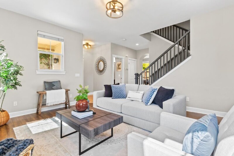 Building Photo - 2455 Prairie Ln