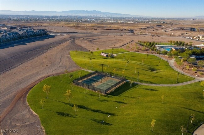 Building Photo - 832 Canonbury St