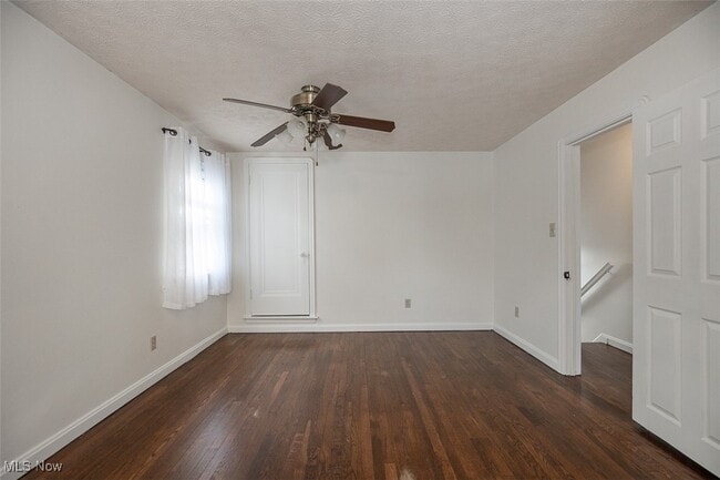 Building Photo - 4082 W 204th St