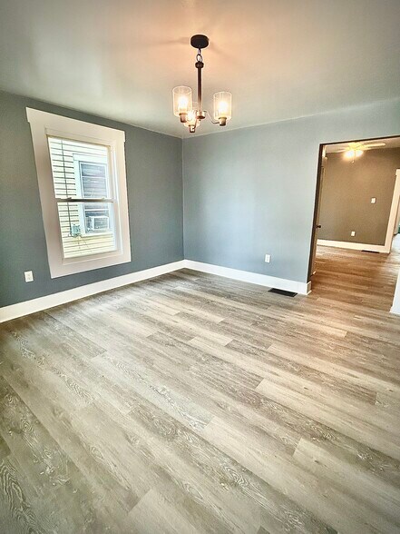 Primary Photo - 309 N 1st St