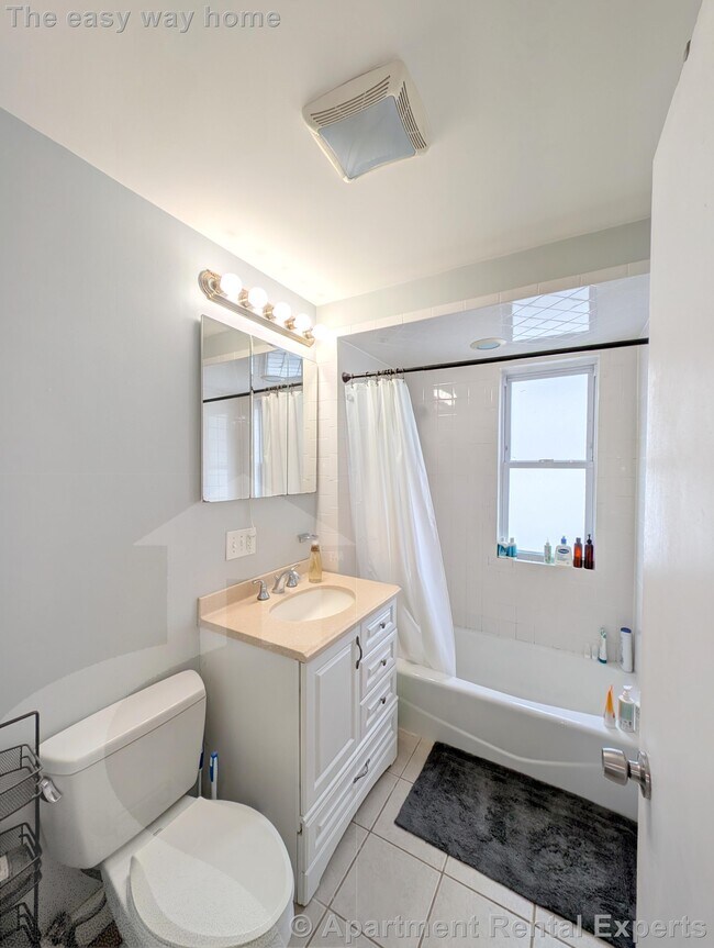 Building Photo - 41 Belknap St
