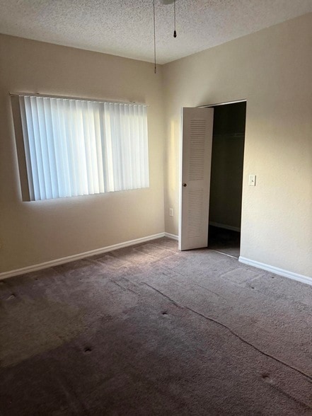 Building Photo - 280 Crestwood Cir