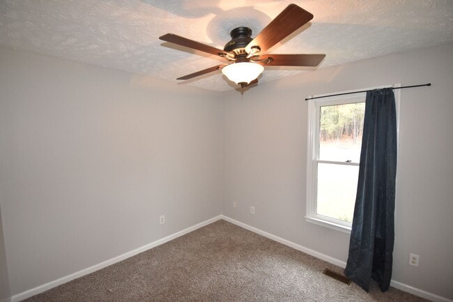 Building Photo - 6313 Applewhite Rd
