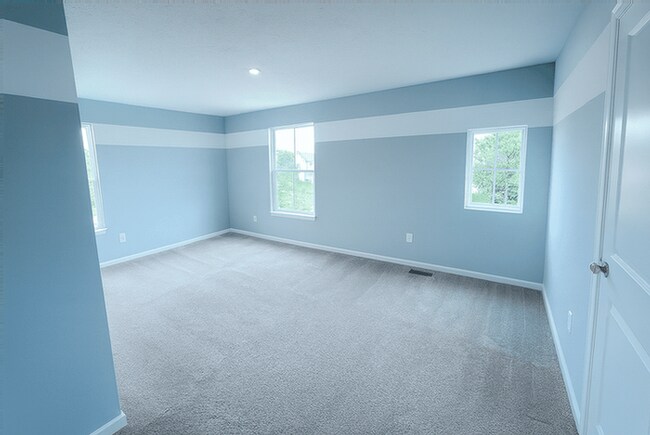 Building Photo - 240 Irongate Dr