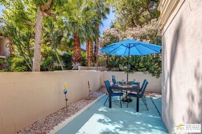 Building Photo - 22900 S Palm Canyon Dr