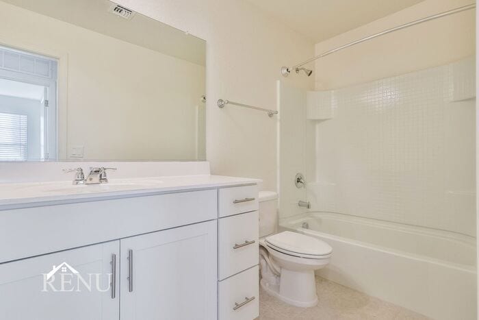 Building Photo - 35564 W San Capistrano Ave