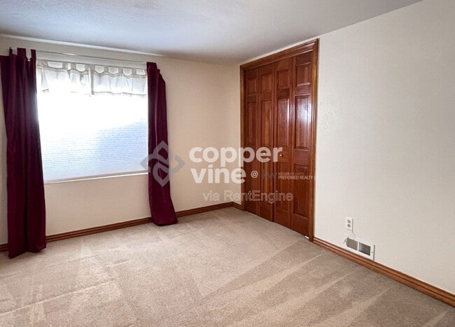 Building Photo - 1197 Clubhouse Dr