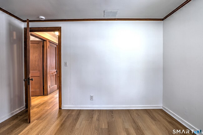 Building Photo - 127 Mulberry St