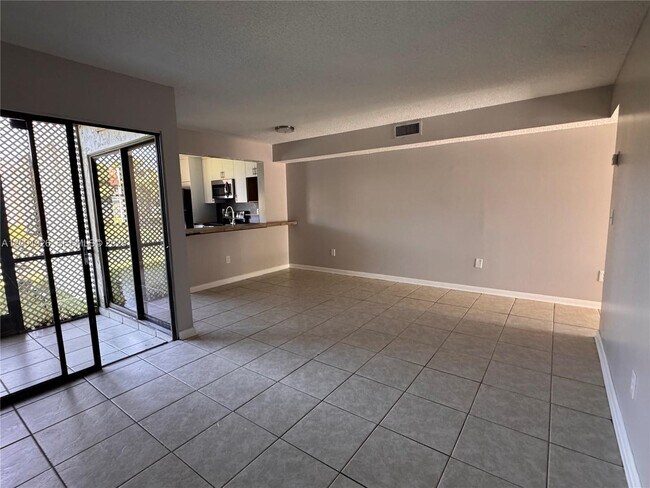 Building Photo - 910 Constitution Dr