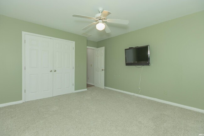 Building Photo - 2644 Waterstone Dr
