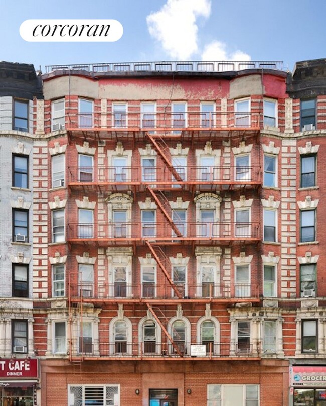 Building Photo - 234 E 14th St
