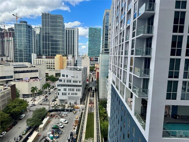 Building Photo - 133 NE 2nd Ave