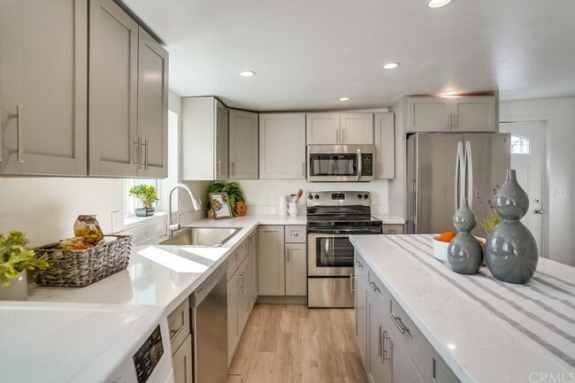 Building Photo - 25826 Hillworth Ave