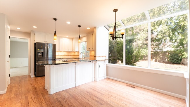 Building Photo - 23516 NE 22nd St