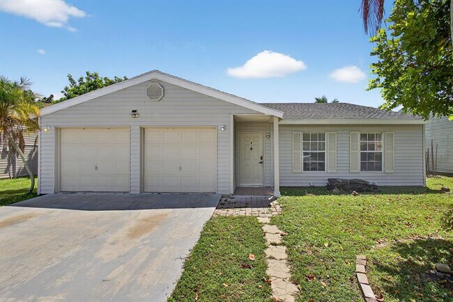 Building Photo - 5058 Canal Cir E