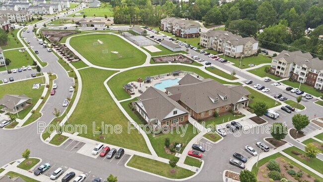 Building Photo - 2617 Chert Ln