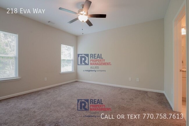 Building Photo - 218 Eva Wy