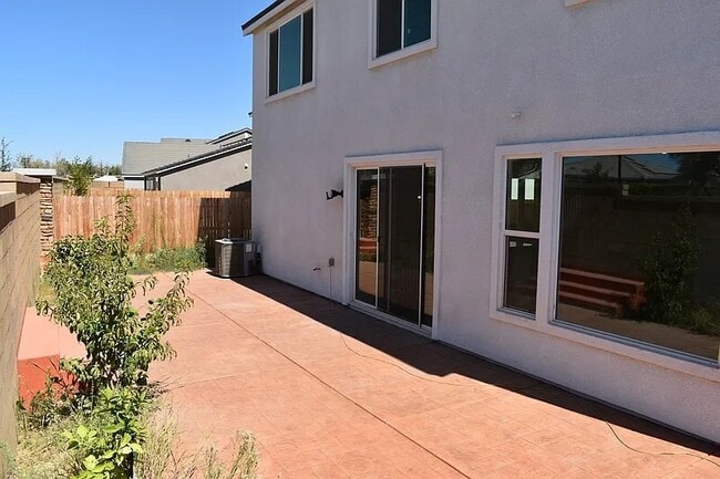 Building Photo - 1184 Atlantica Dr S