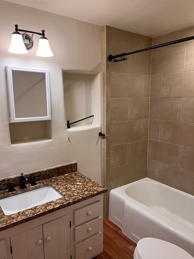 Building Photo - 601 Camino Rancheros