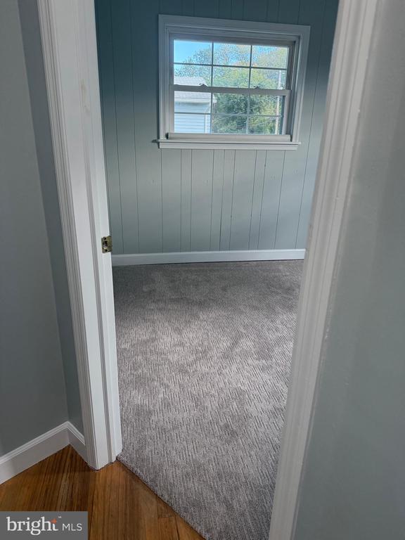 Building Photo - 810 S Harmony Rd