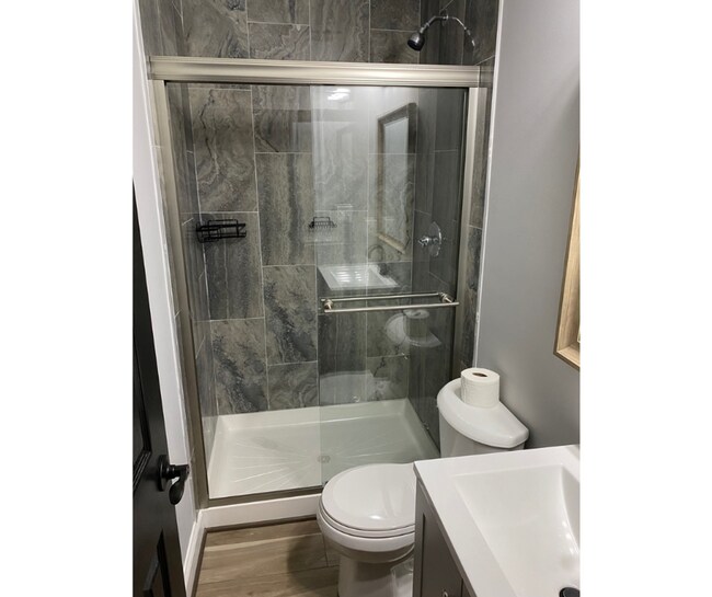 Building Photo - 1233 N Luzerne Ave