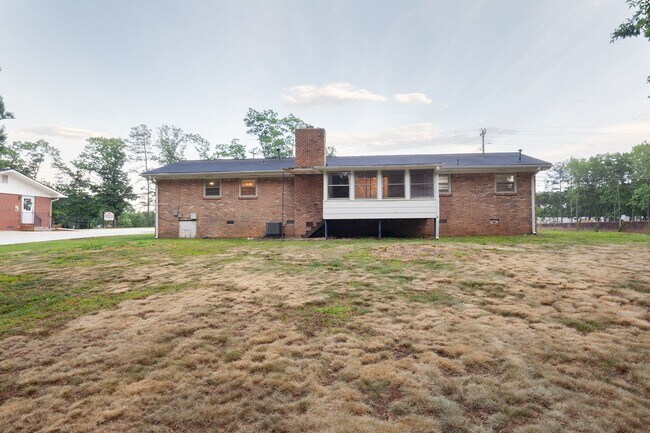 Building Photo - 3971 GA-5