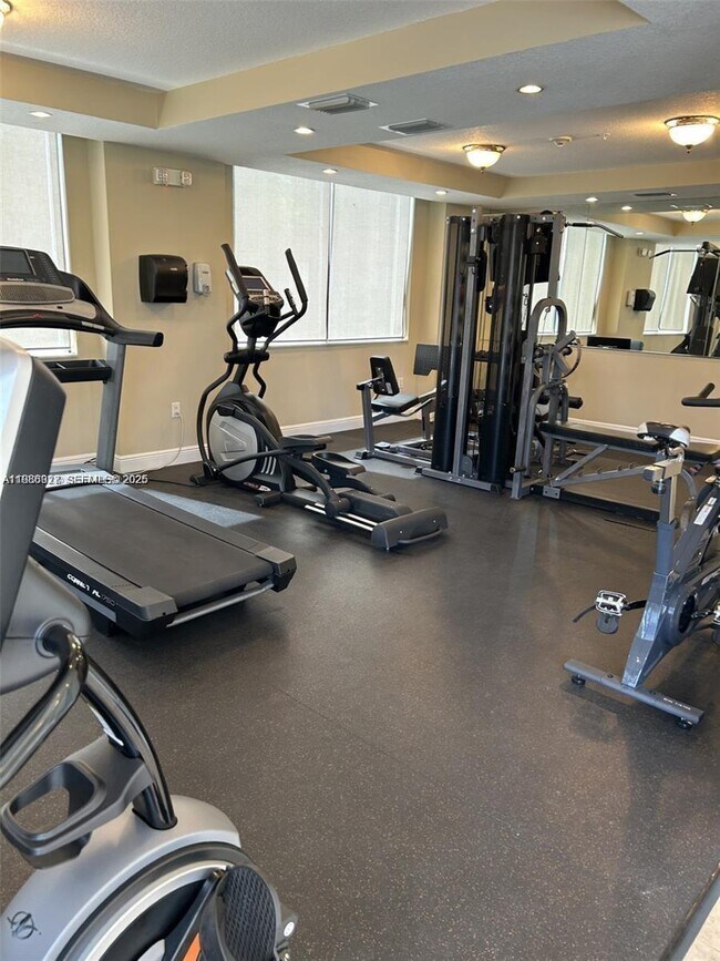 Building Photo - 3590 Coral Wy