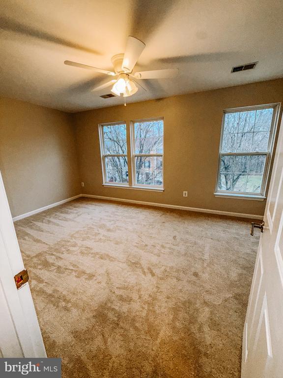 Building Photo - 4704 Turnberry Dr