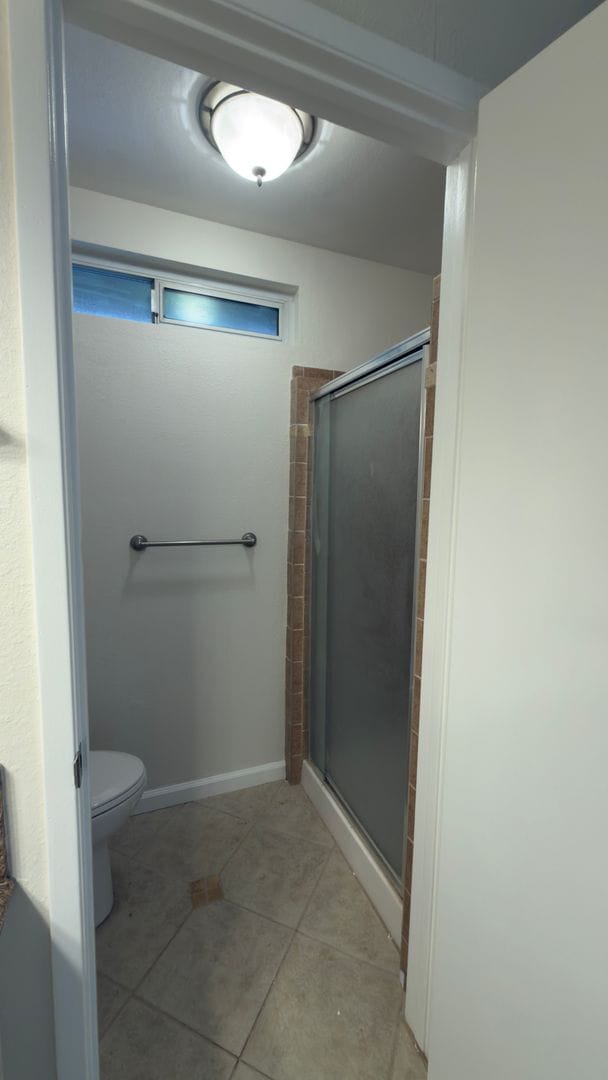 Building Photo - 4 Bedroom | 2.5 Bathroom | Single Family Home in Rosemont Available Now