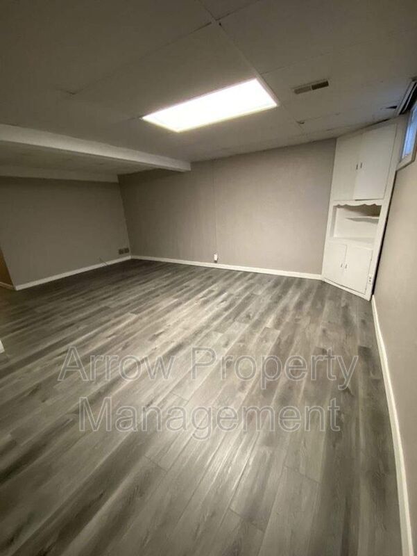 Building Photo - 4611 Tipperary Trail