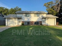 Building Photo - 725 N Dougherty Ave