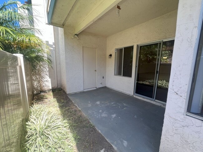 Building Photo - ***$1000 off of 1st months rent*** Condo N...
