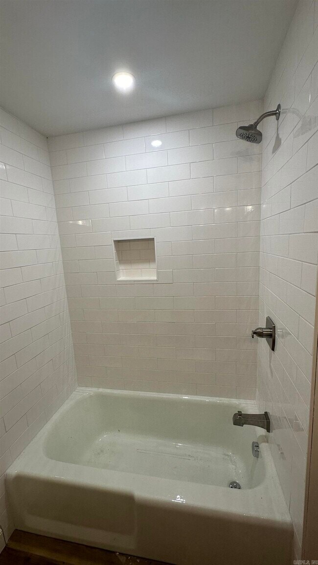 Building Photo - 12805 Rivercrest Dr