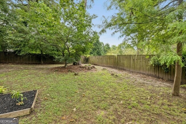 Building Photo - 1136 Gilbert St SE